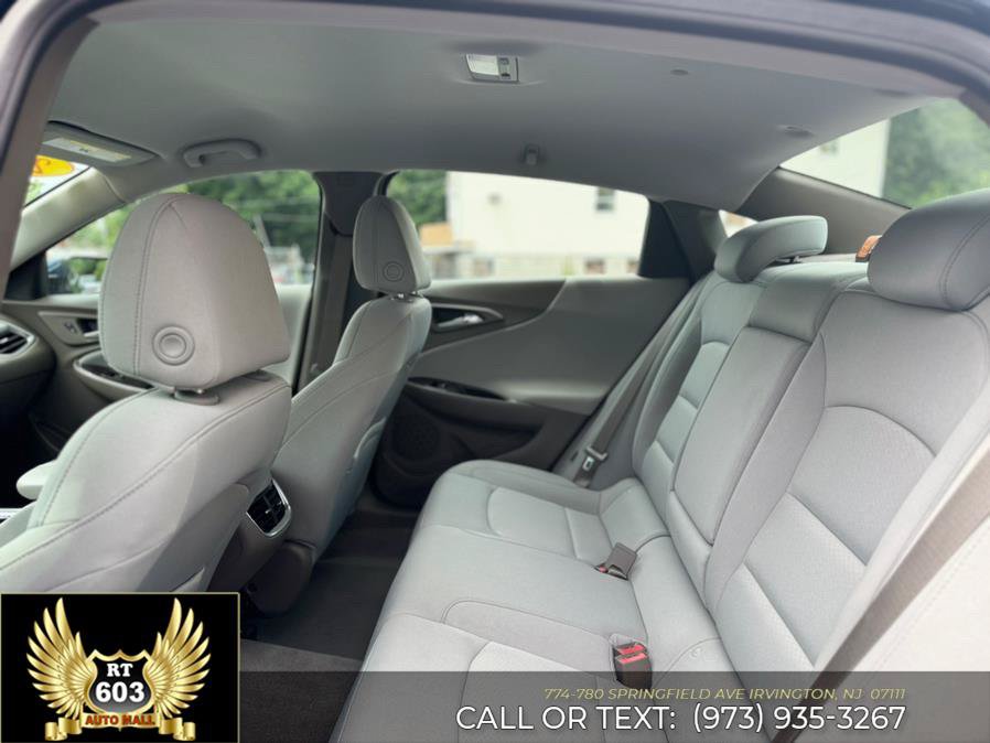 Used 2020 Chevrolet Malibu LT FWD image 10
