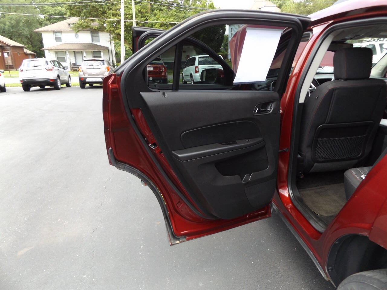 Used 2017 Chevrolet Equinox LT w/ Convenience Package image 19
