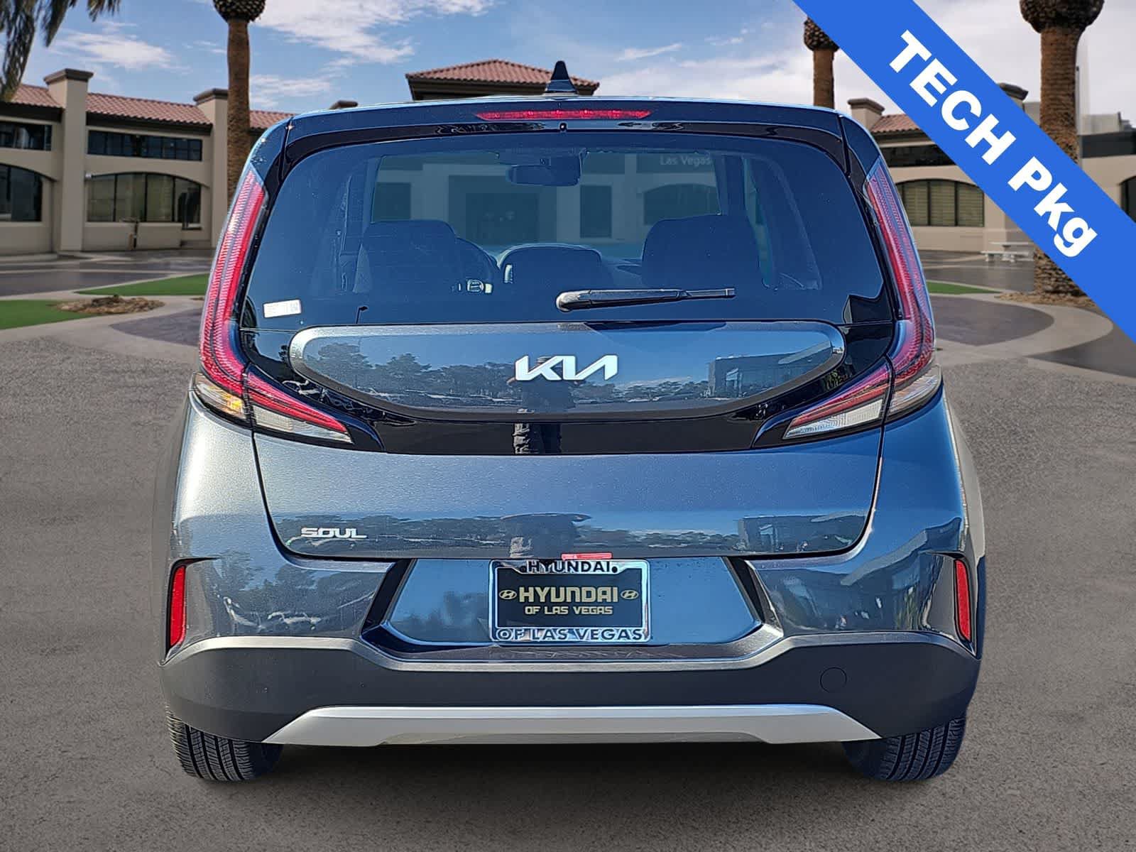 Used 2025 Kia Soul FWD image 7