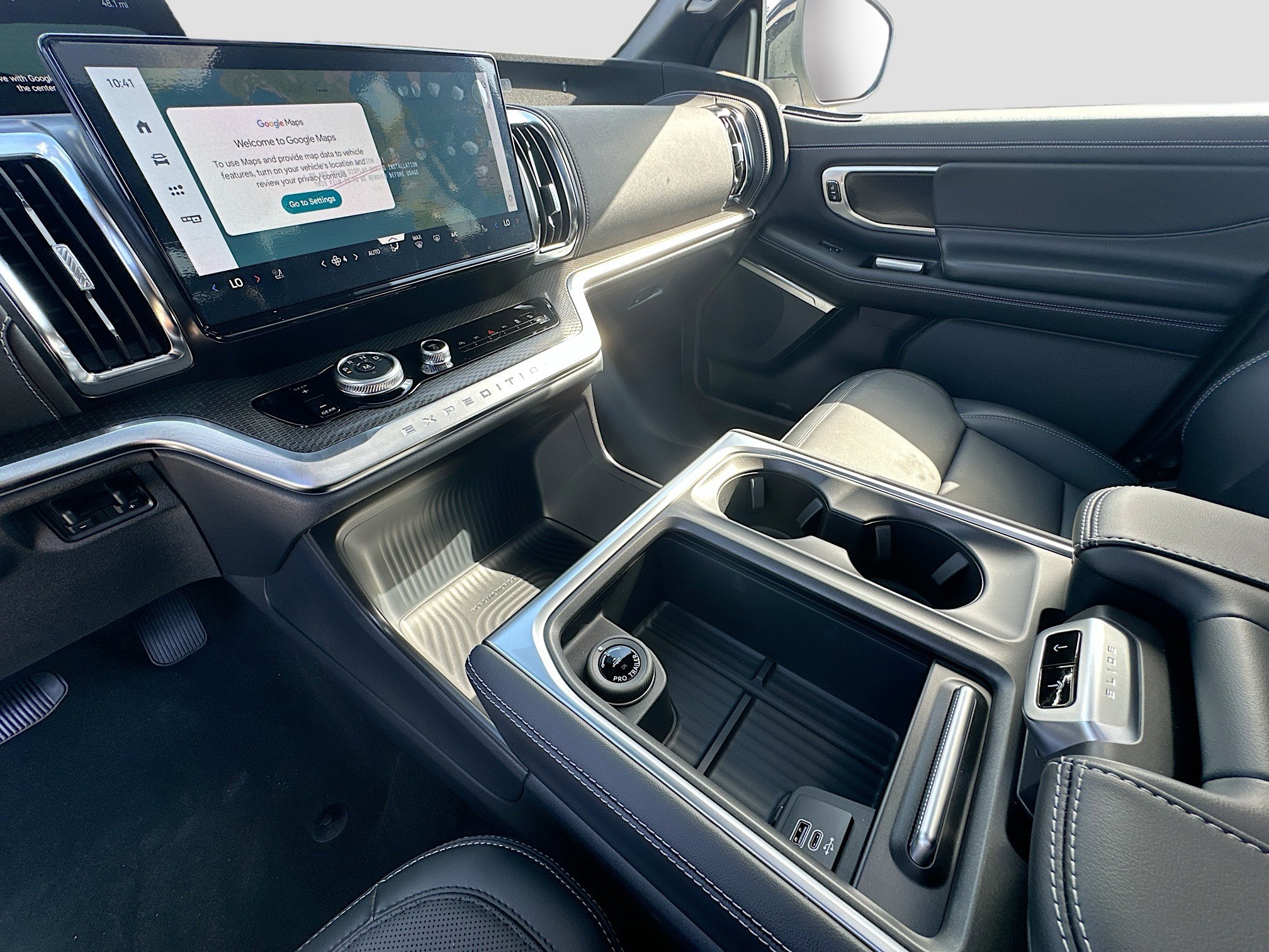 New 2026 Ford Expedition Platinum w/ Stealth Appearance Package image 22
