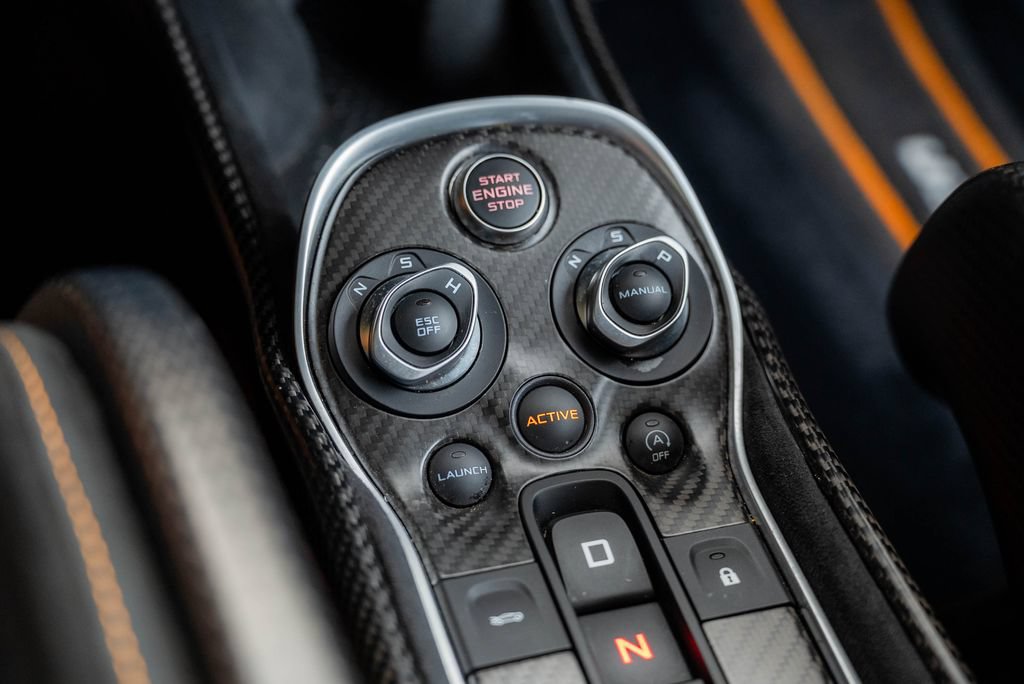 Used 2019 McLaren 600LT RWD image 72