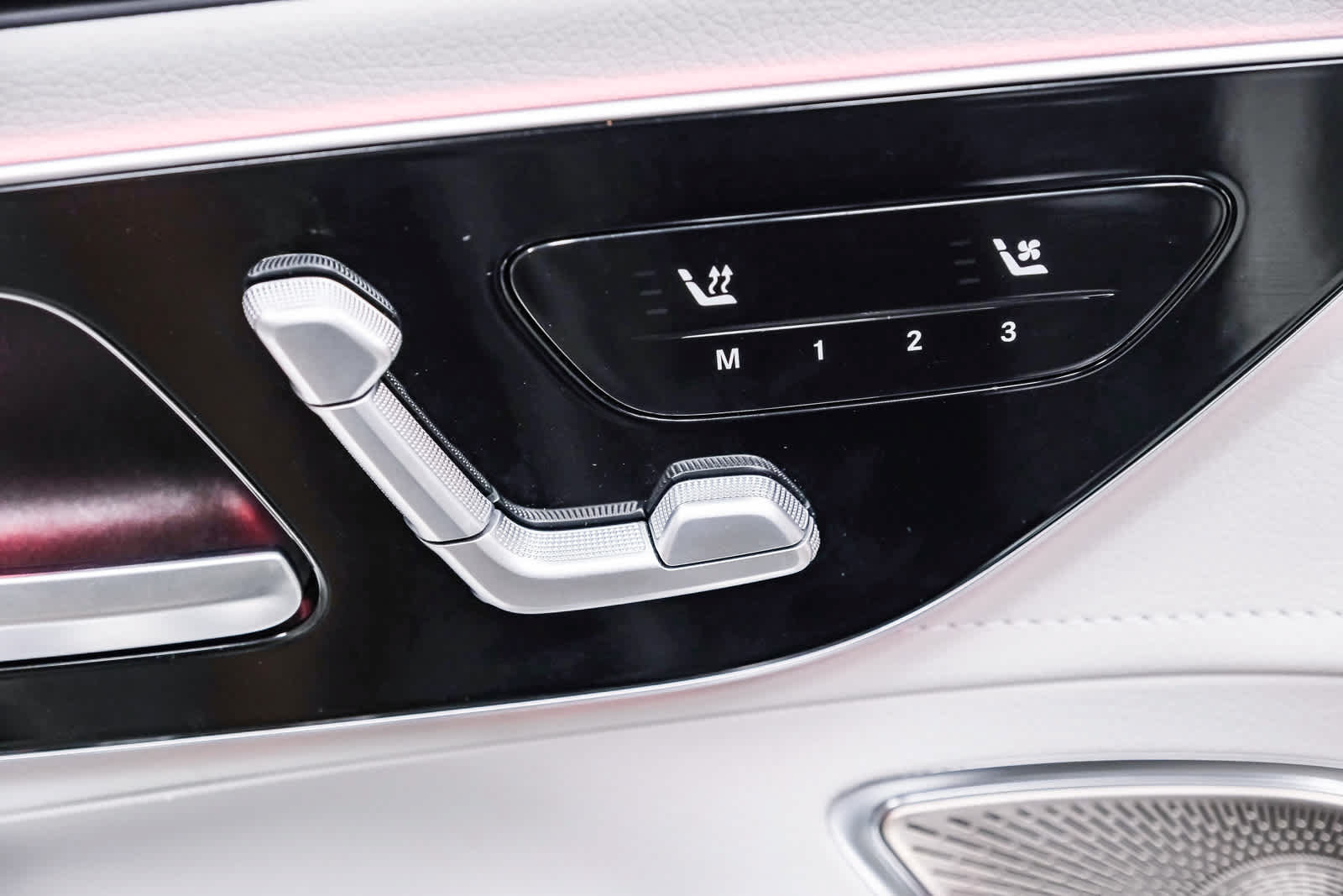 Certified 2023 Mercedes-Benz EQE 500 4MATIC Sedan image 28
