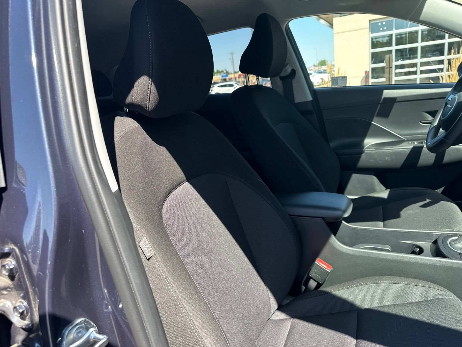 Used 2025 Hyundai Kona SEL AWD/4WD image 30