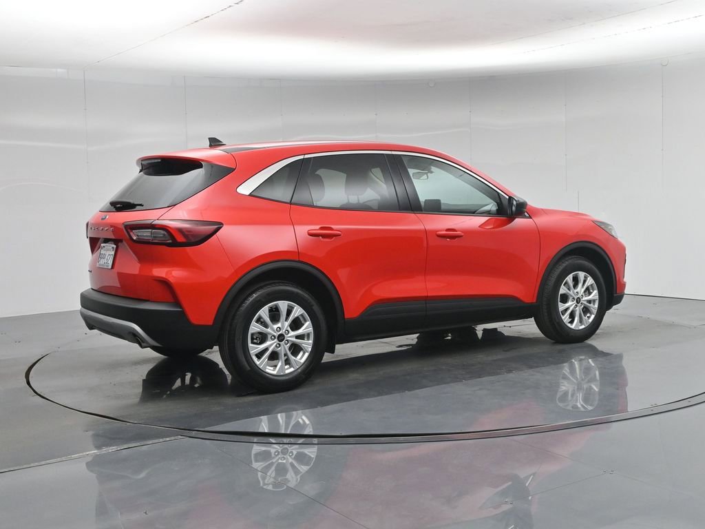 Certified 2024 Ford Escape Active image 28