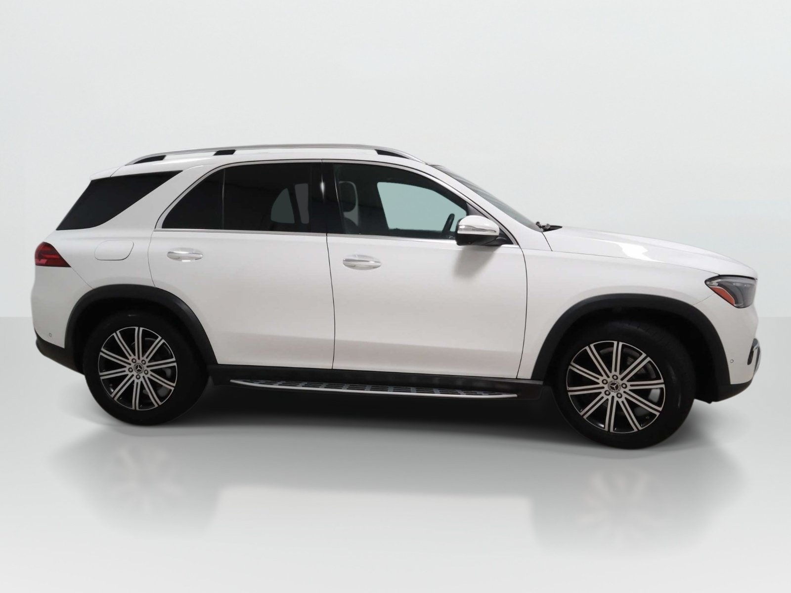 Used 2024 Mercedes-Benz GLE 350 4MATIC image 6