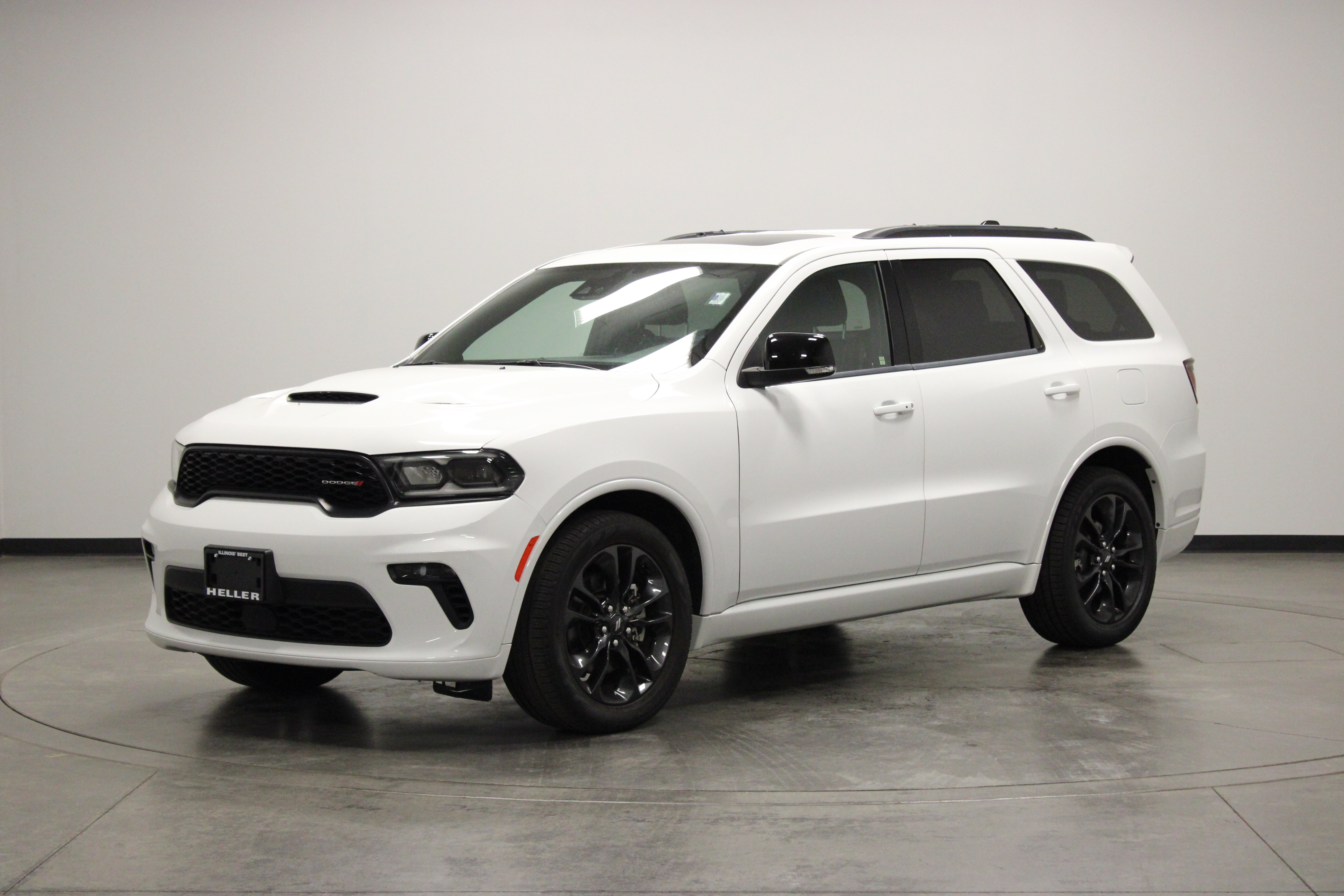 Used 2023 Dodge Durango GT RWD image 4