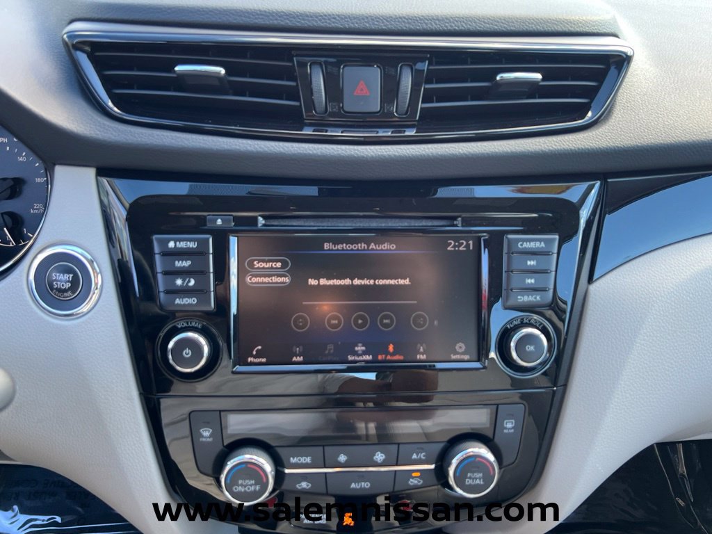 Used 2022 Nissan Rogue Sport SL AWD/4WD image 11