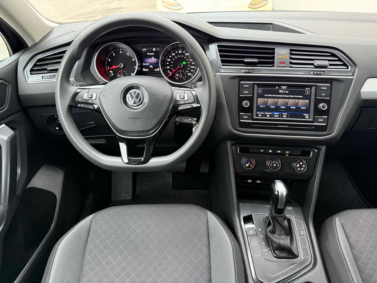 Used 2021 Volkswagen Tiguan S FWD image 5