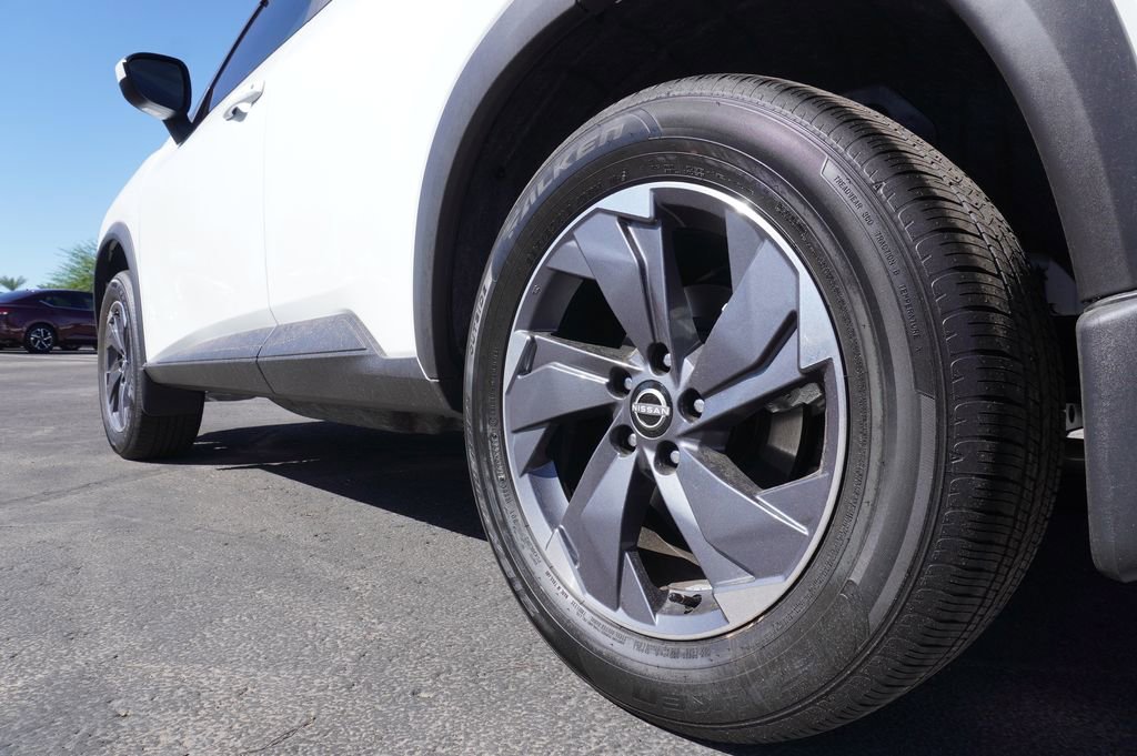 New 2026 Nissan Rogue SV image 6