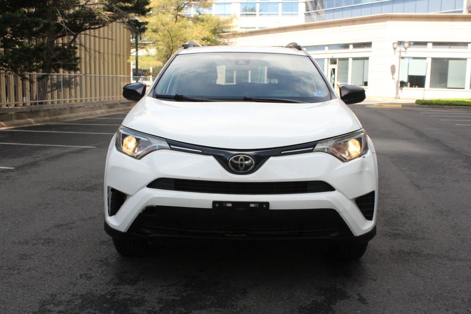 Used 2018 Toyota RAV4 LE w/ All Weather Liner Package AWD/4WD image 3