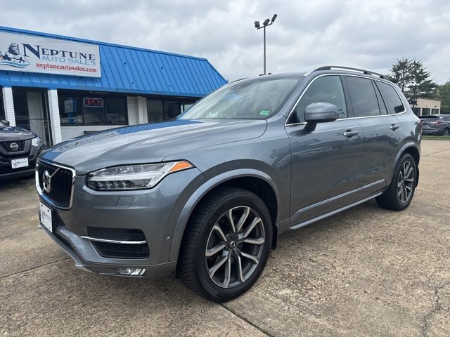 Used 2018 Volvo XC90 T6 Momentum w/ Convenience Package image 2