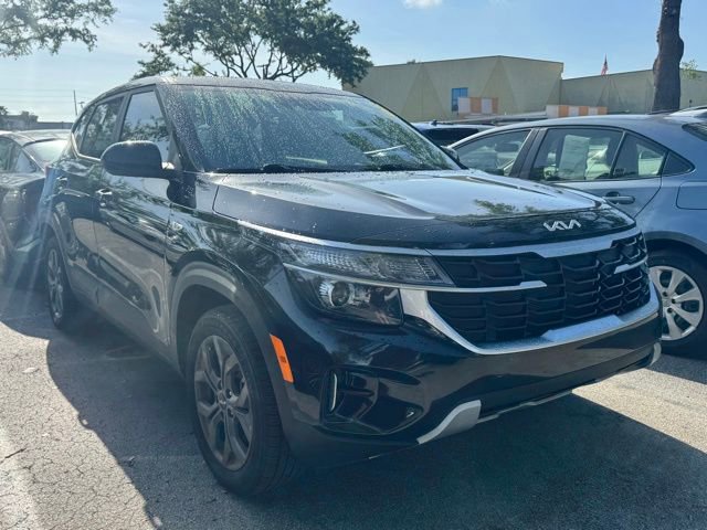 Certified 2024 Kia Seltos LX image 9