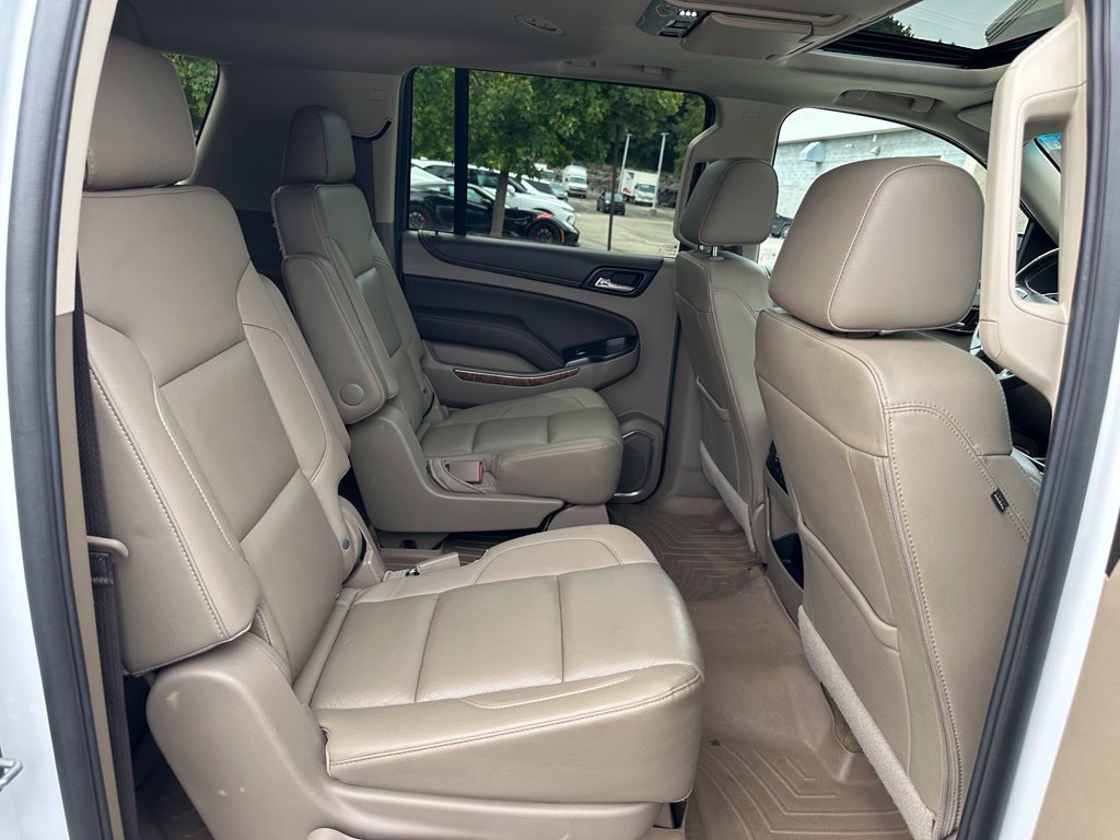 Used 2018 Chevrolet Suburban Premier AWD/4WD image 31