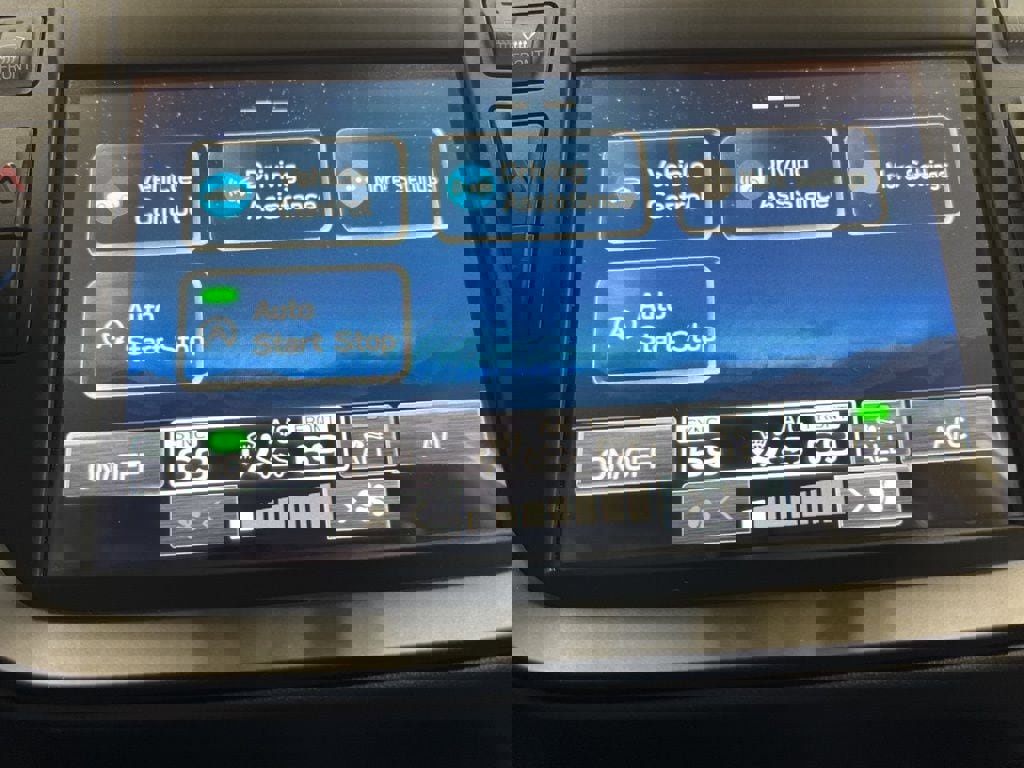 Certified 2025 Subaru Impreza 2.0i image 28