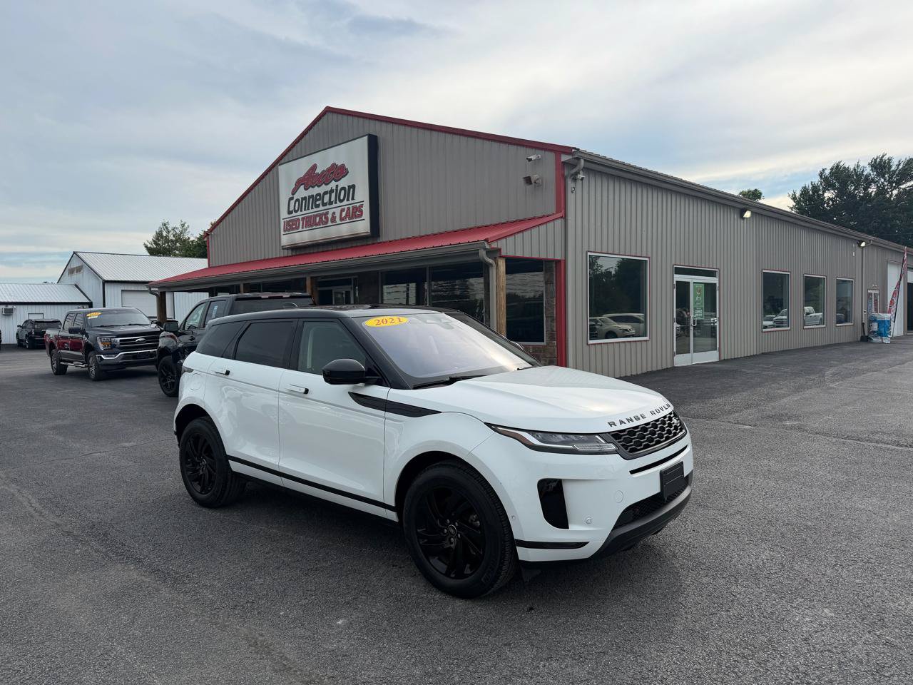 Used 2021 Land Rover Range Rover Evoque S AWD/4WD image 1