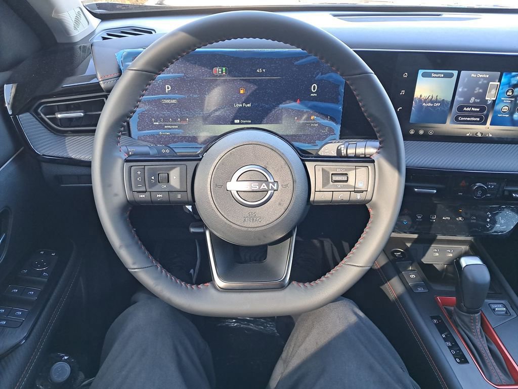 New 2026 Nissan Kicks SR w/ Cold Weather Package image 14