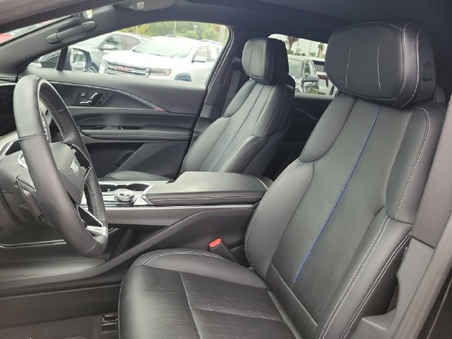 Certified 2024 Cadillac Lyriq Luxury w/ LPO, Floor Liner Package AWD/4WD image 25