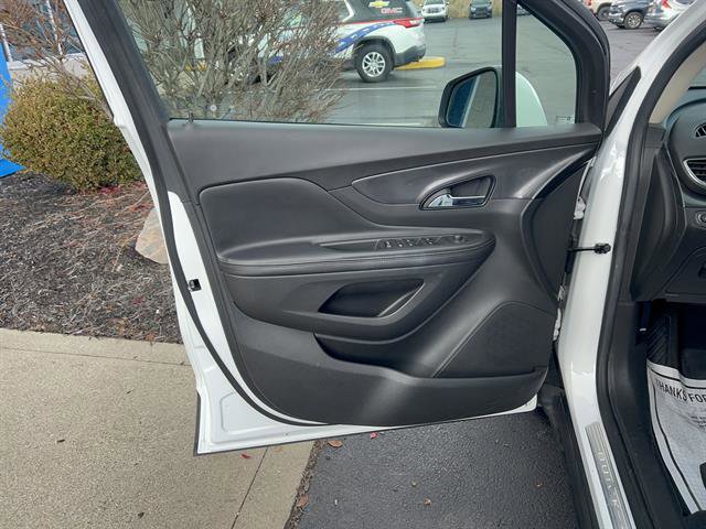 Used 2020 Buick Encore Preferred w/ Safety Package image 13
