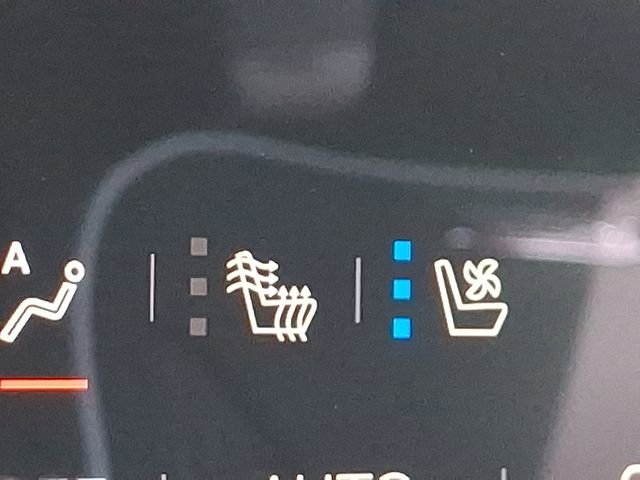 New 2026 GMC Yukon XL AT4 Ultimate w/ LPO, Floor Liner Package image 21