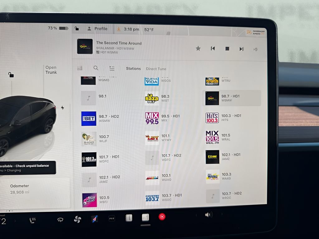 Used 2025 Tesla Model Y Long Range RWD image 19