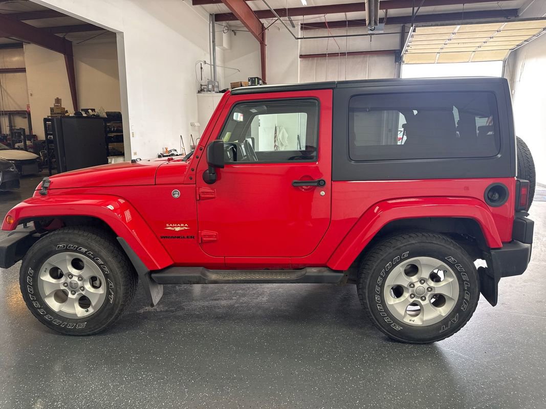 Used 2015 Jeep Wrangler Sahara image 7