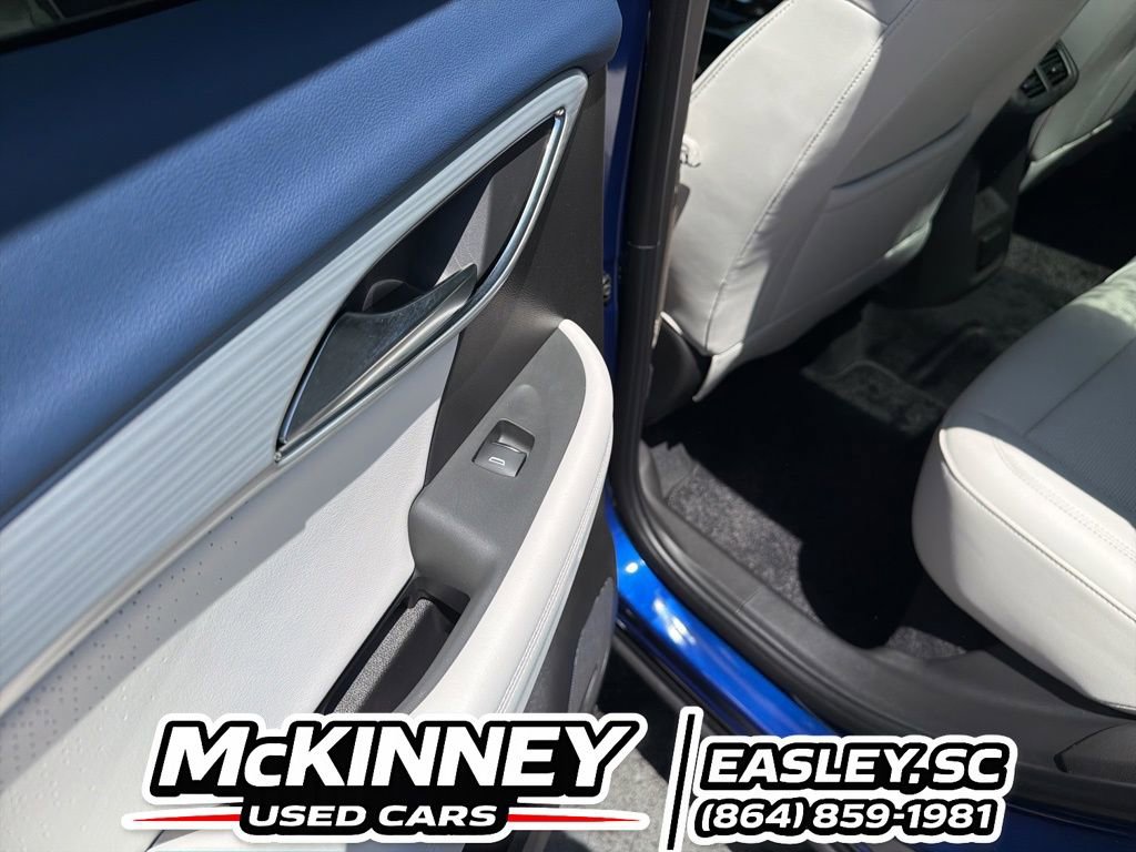 Used 2024 Buick Envision Avenir AWD/4WD image 42