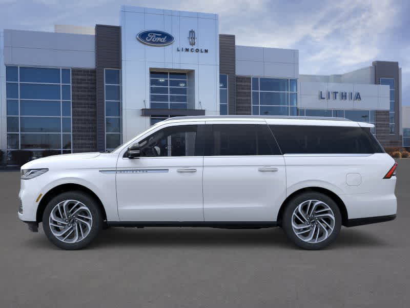 New 2026 Lincoln Navigator L Reserve image 3