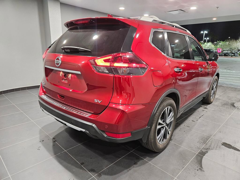 Used 2019 Nissan Rogue SV w/ Premium Package image 5