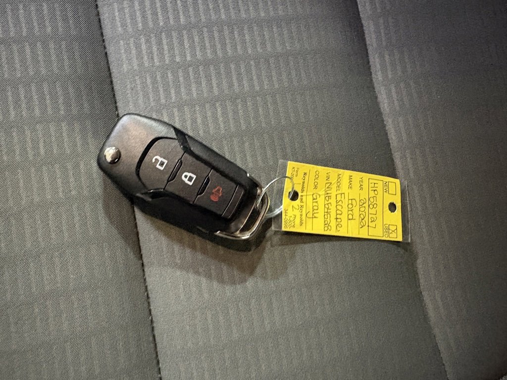 Used 2022 Ford Escape S image 11