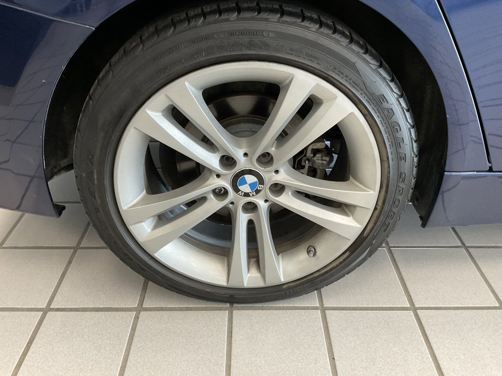 Used 2017 BMW 330i xDrive Wagon image 7