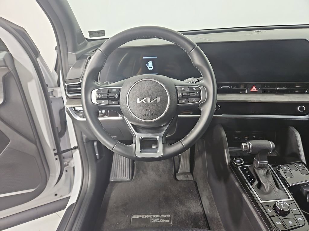 Used 2024 Kia Sportage X-Line w/ X-Line Premium Package image 14