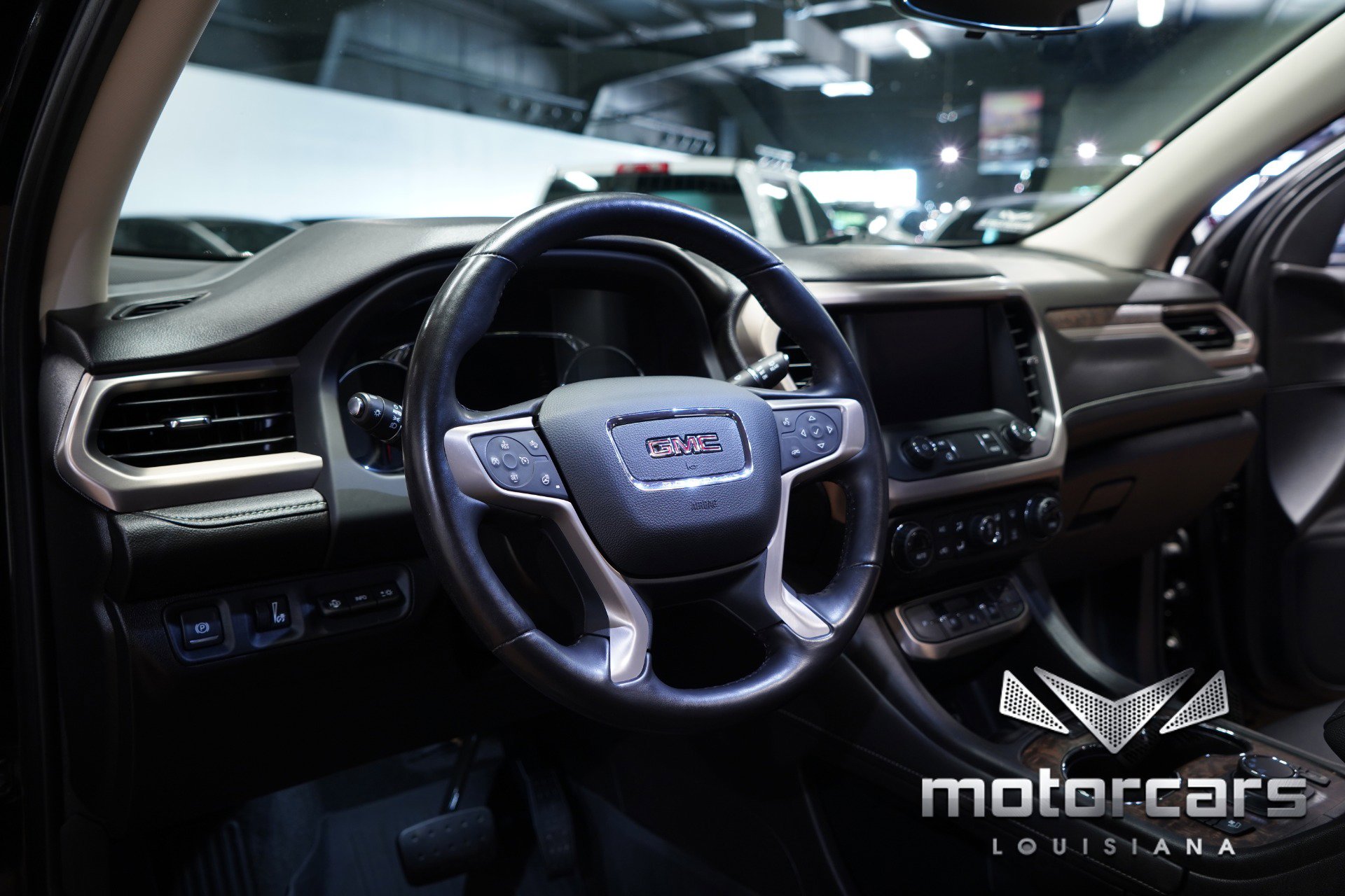 Used 2021 GMC Acadia Denali w/ Denali Technology Package image 25