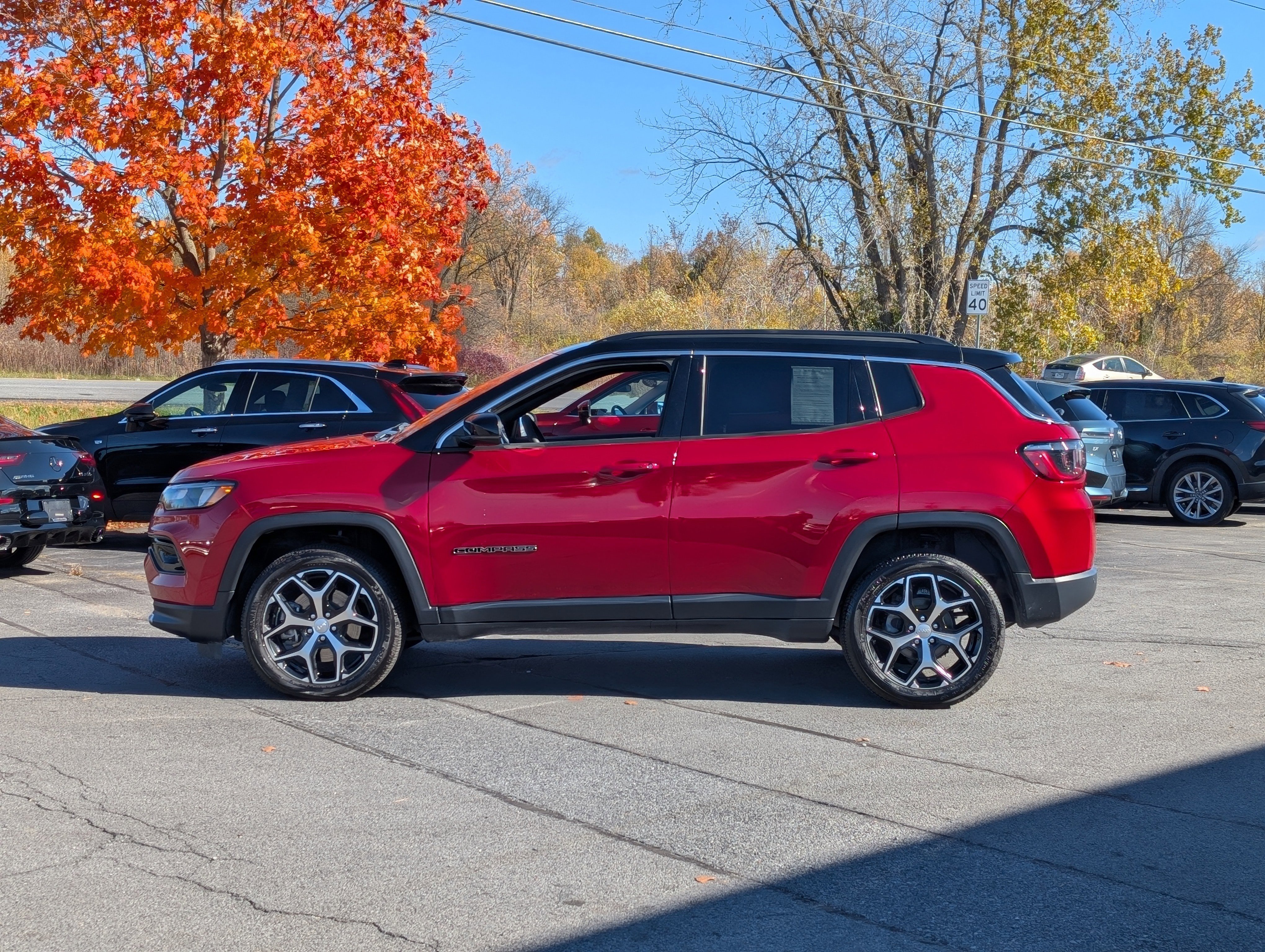 Used 2024 Jeep Compass Limited image 8