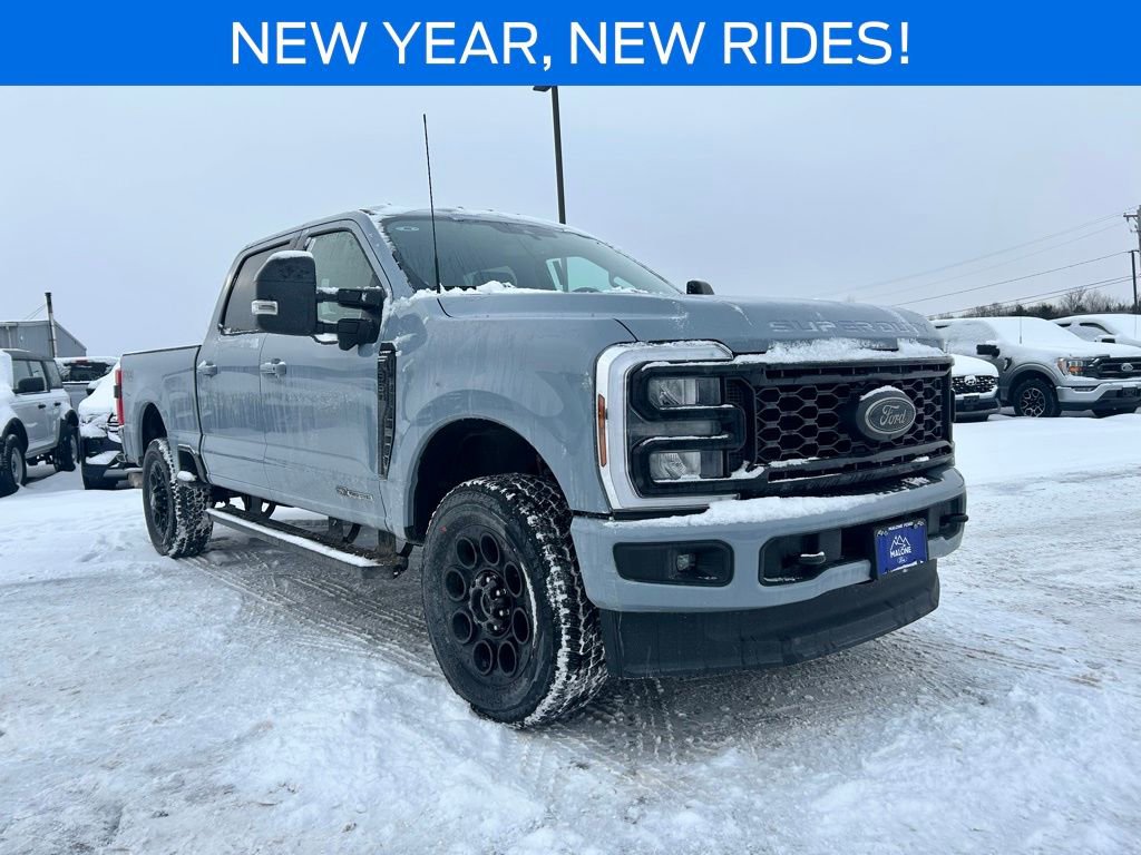 New 2026 Ford F350 Lariat w/ Black Appearance Package image 8