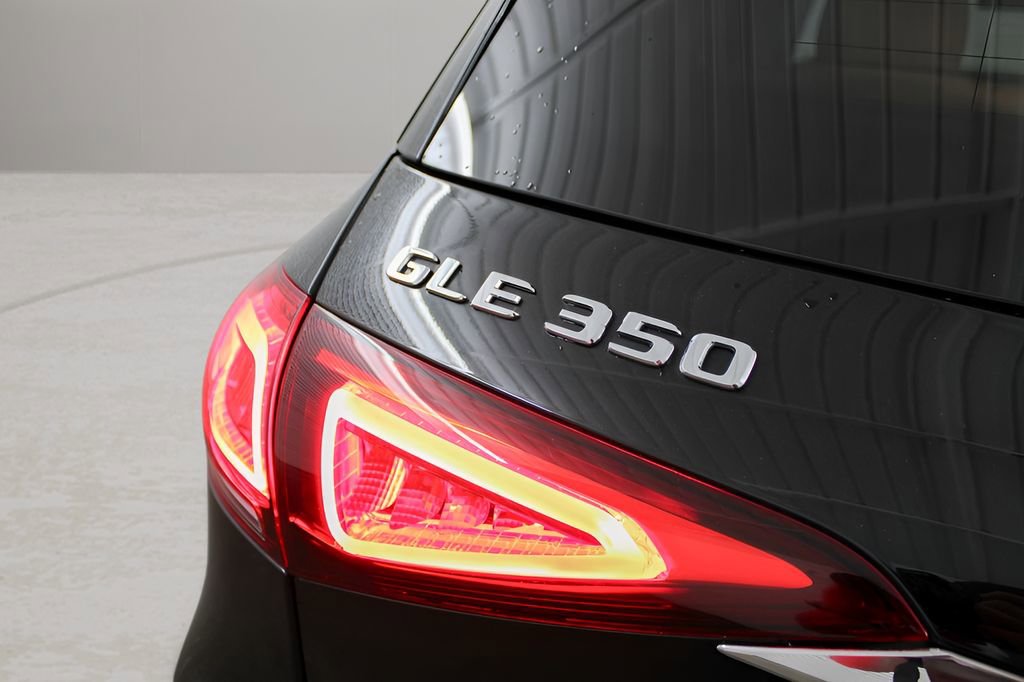 Used 2021 Mercedes-Benz GLE 350 image 41
