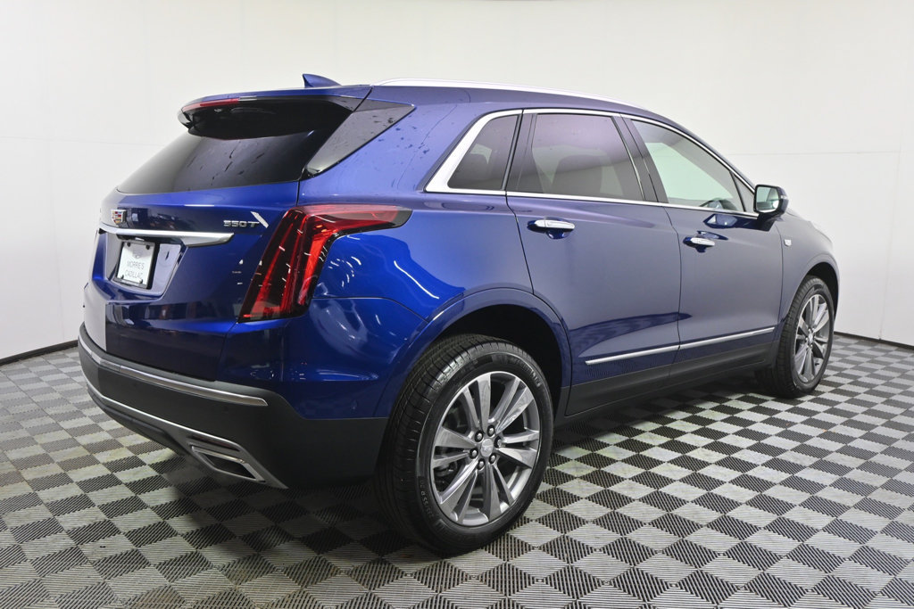 New 2026 Cadillac XT5 Premium Luxury w/ LPO, Floor Liner Package AWD/4WD image 7