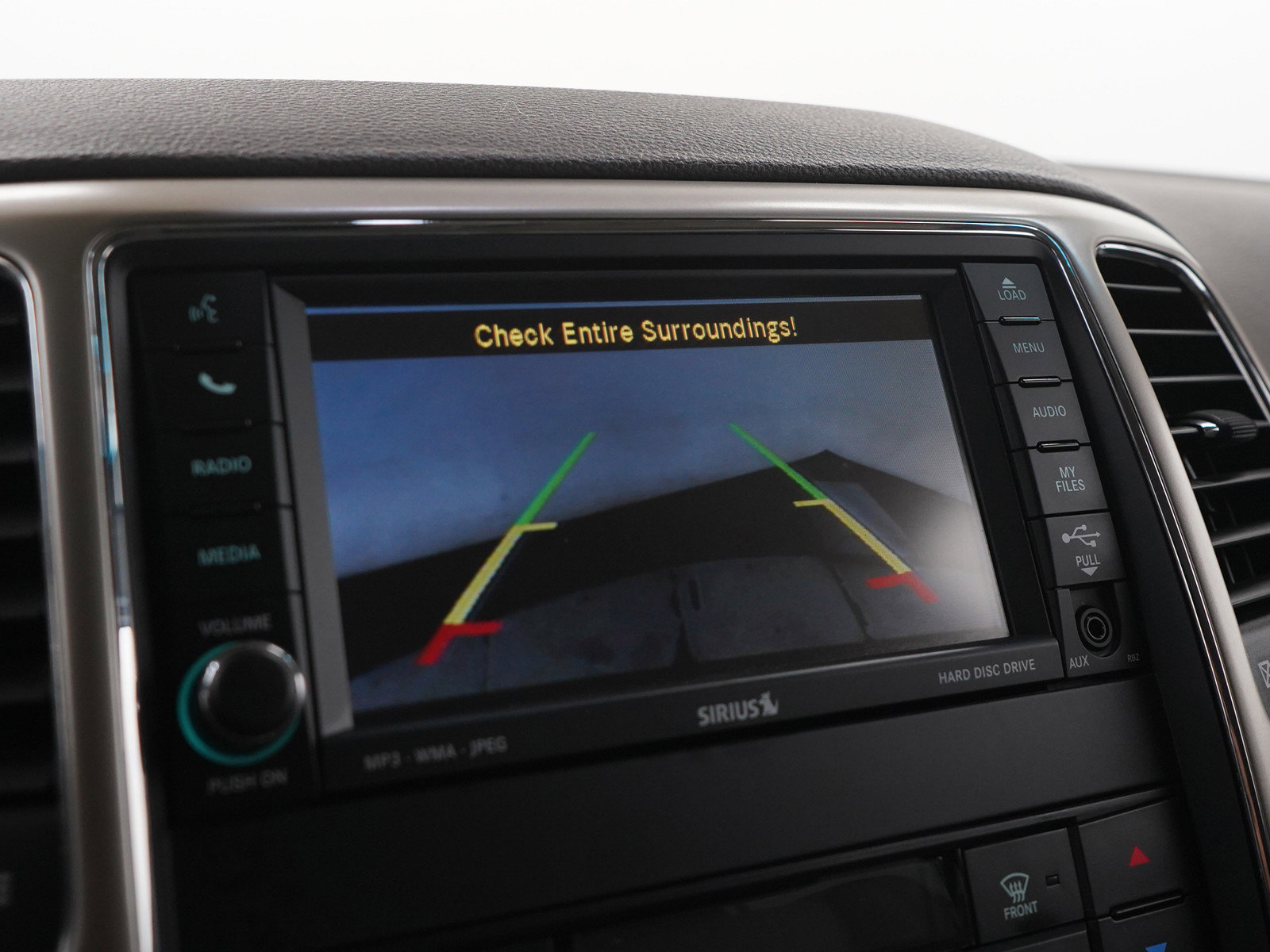 Used 2011 Jeep Grand Cherokee Laredo AWD/4WD image 26