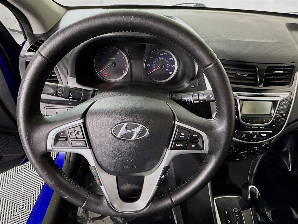 Used 2012 Hyundai Accent SE image 17