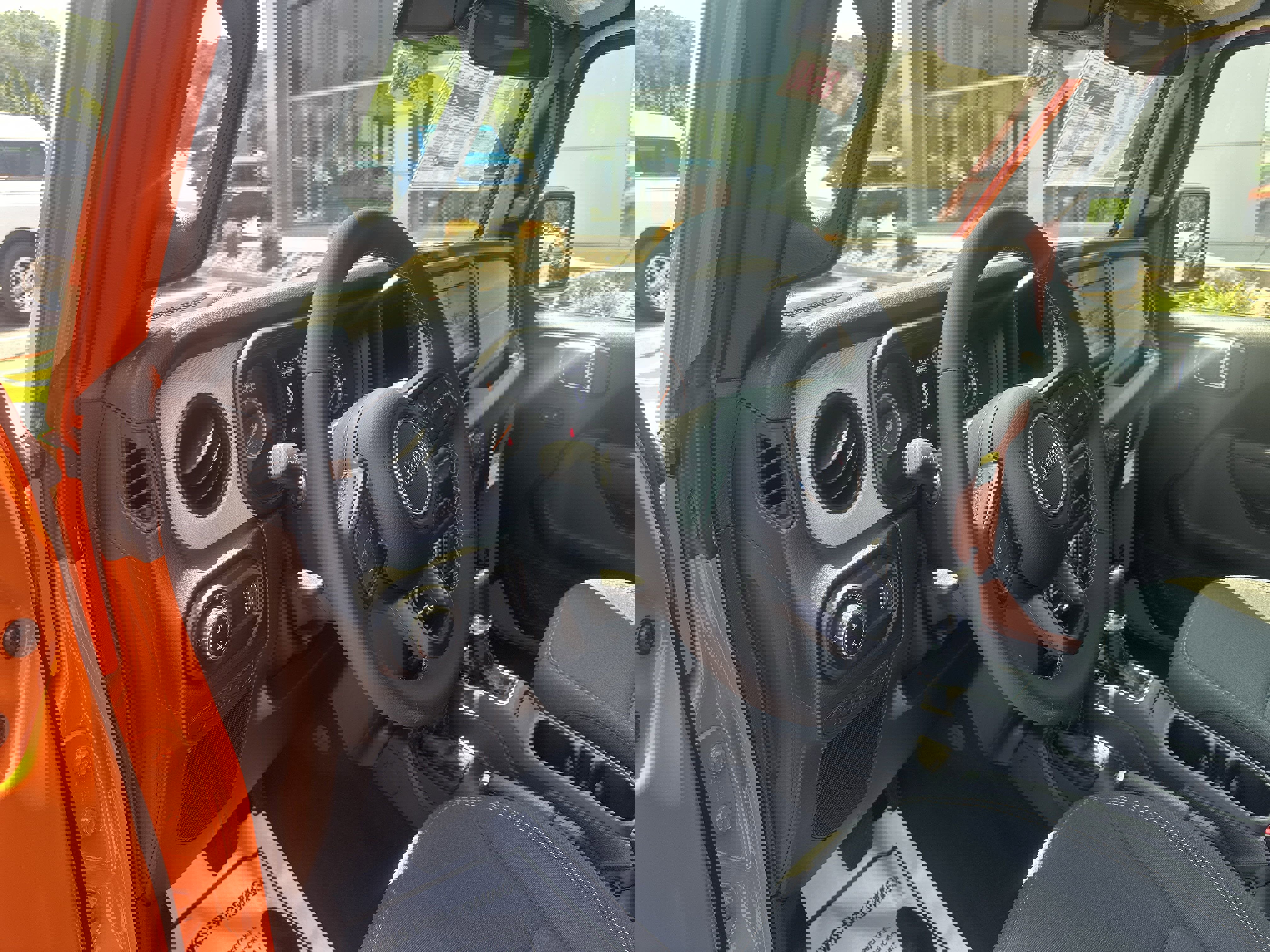 New 2025 Jeep Gladiator Sport image 16