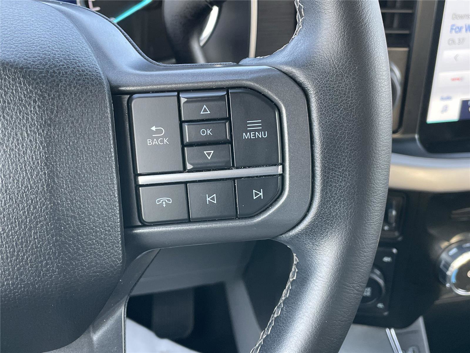 Used 2023 Ford F150 XLT w/ Equipment Group 302A High image 17