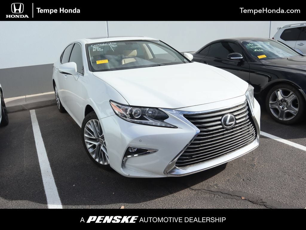 Used 2016 Lexus ES 350 w/ Navigation System Package