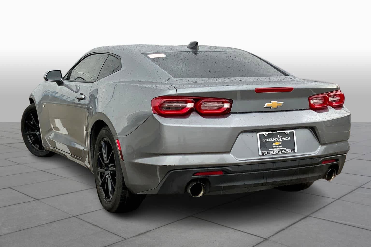 Used 2019 Chevrolet Camaro LT w/ Technology Package RWD image 10