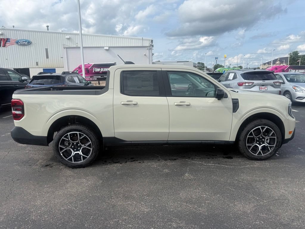 New 2025 Ford Maverick Lariat AWD/4WD image 2