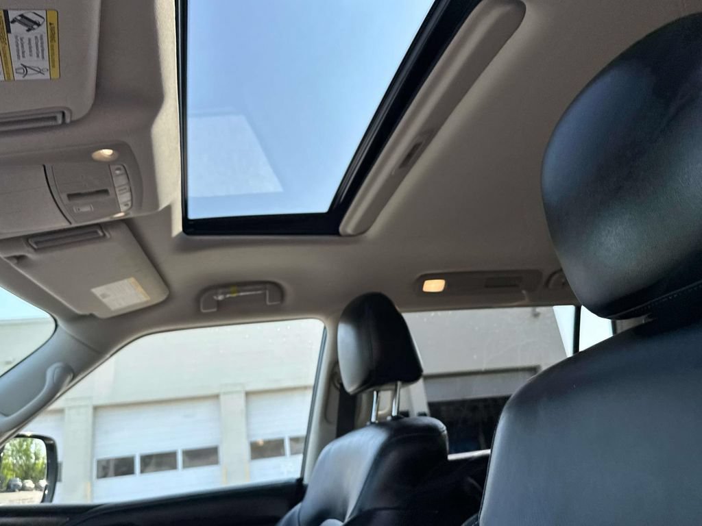 Used 2023 INFINITI QX80 Luxe w/ Cargo Package AWD/4WD image 18