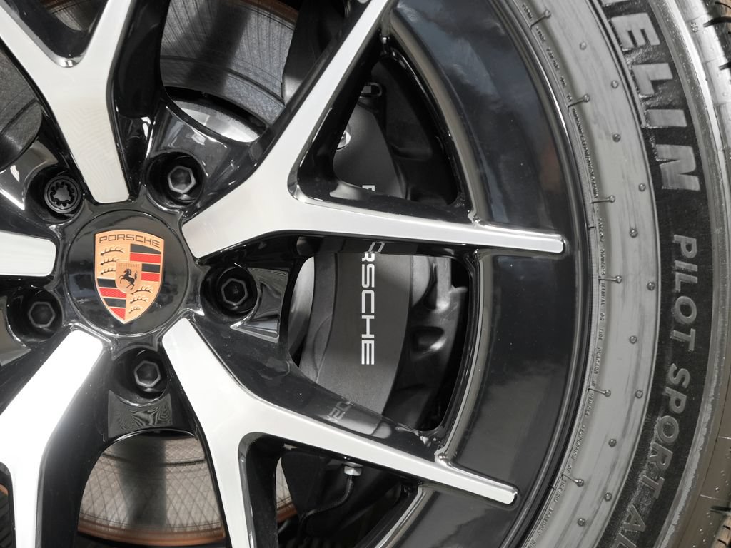 New 2026 Porsche Cayenne Electric AWD/4WD image 15