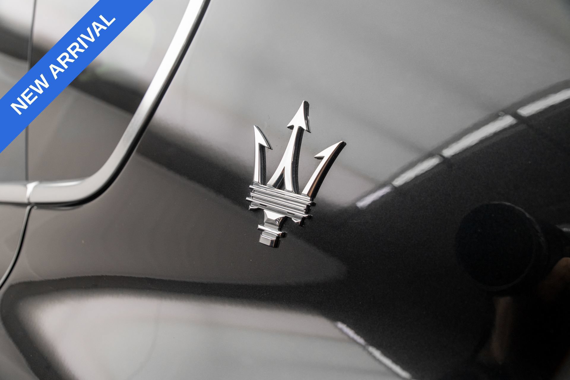 Used 2022 Maserati Levante GT AWD/4WD image 36