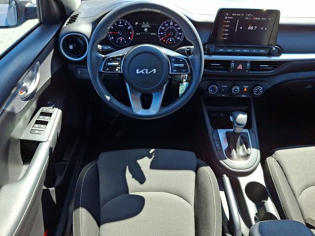 Used 2023 Kia Forte LXS image 11