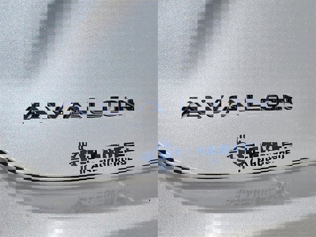 Used 2016 Toyota Avalon XLE image 27