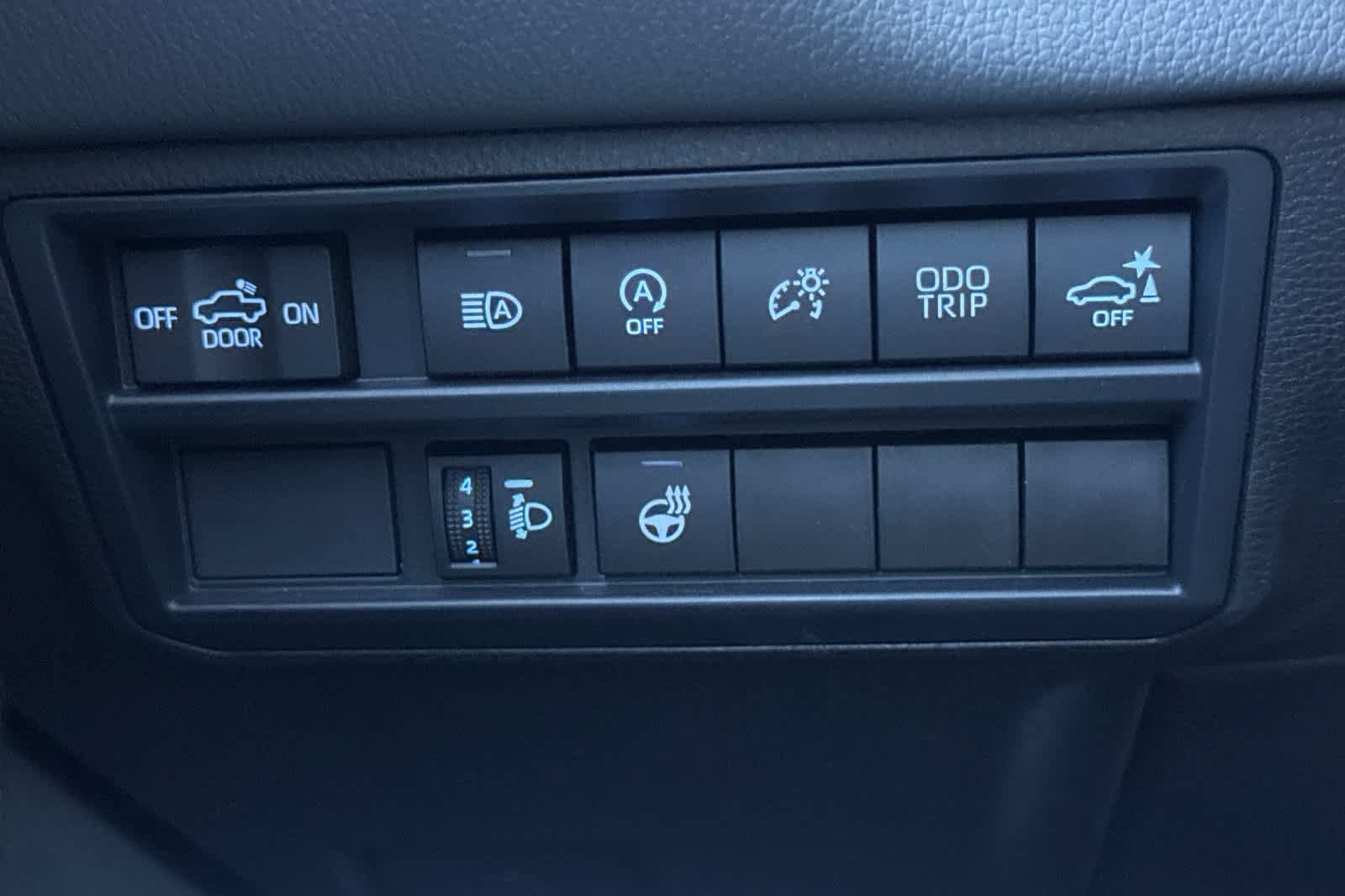 Used 2024 Toyota Tundra Limited AWD/4WD image 30
