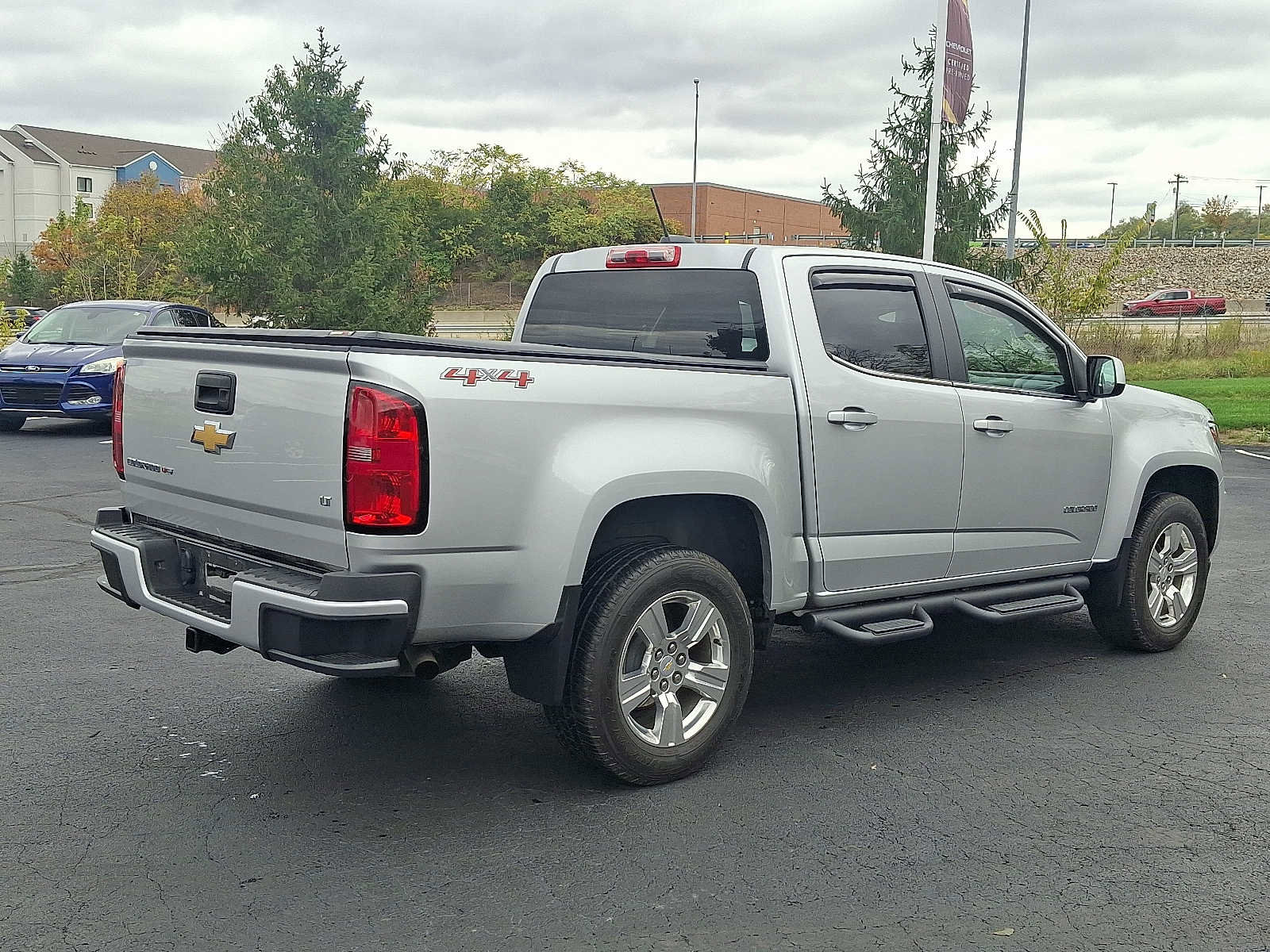 Used 2018 Chevrolet Colorado LT image 6